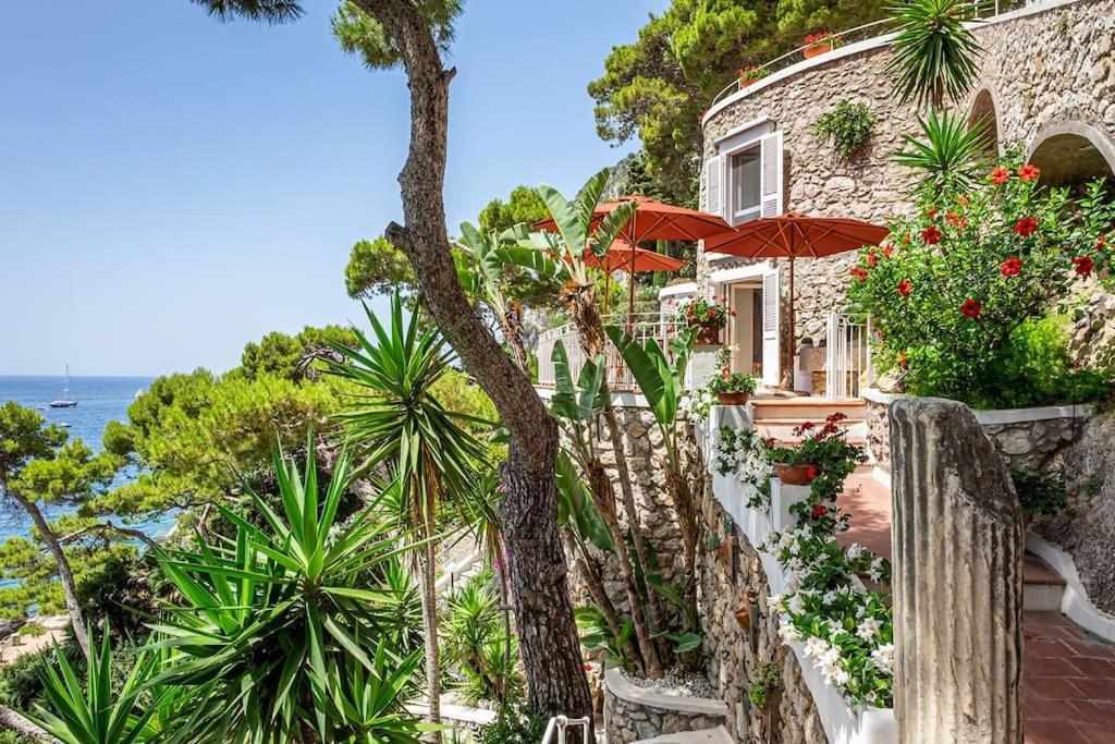 Villa Cisterna Capri, Private Beach Front Property With Pool Exterior foto