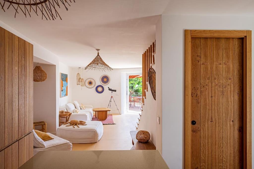 Villa Cisterna Capri, Private Beach Front Property With Pool Exterior foto